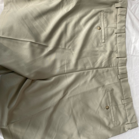 . Mens Oak Hill Waist-Relaxer Microfiber Shorts, Khaki, Size 54 - Picture 3 of 6